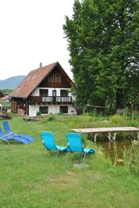 Loodusmaastik of the country house lähedal