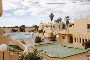 an aerial view of a villa with a swimming pool at Casa Relax in Costa Calma
