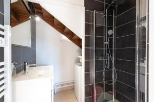 a bathroom with a shower and a sink at Domaine de l'Arbizon in Bagnères-de-Bigorre +16 photos