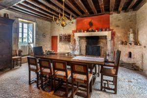 Gallery image of Château de Lugérat in Montignac-Charente