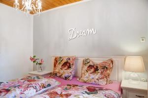 Llit o llits en una habitació de Bayerwaldtraum 12 fotos més