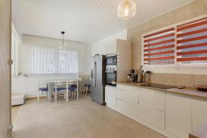 Gallery image of Maison grenoblois in Eybens