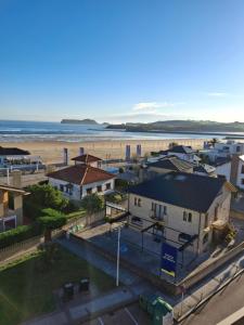 an aerial view of a town with the beach at Frente al mar, Doña Carmen Playa, Mejor vista de Suances in Suances
