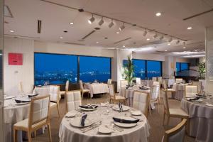 Restaurace v ubytování Bayside Hotel Azur Takeshiba + 37 fotografií