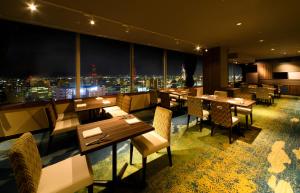 Posezení v ubytování Toyama Excel Hotel Tokyu