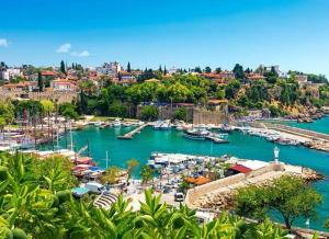 a harbor filled with lots of boats in the water at Marina Hostel Pansiyon in Antalya