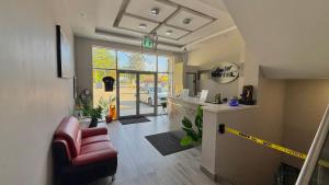 Kuhinja ili čajna kuhinja u objektu Amber Hotel