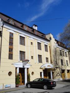 Budova, kde se hotel nachází