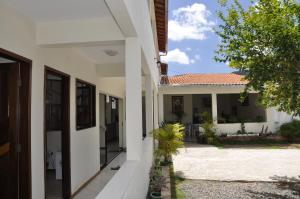 a view of the outside of a house at Pousada Mirantes Do Sincorá in Mucugê