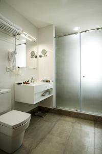 Vannituba majutusasutuses Arève Résidence Boutique Hotel
