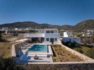 an aerial view of a villa with a swimming pool at Villa Katy in Aspro Chorio Paros