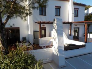 a view of the house from the backyard at Navigolf in La Cala de Mijas