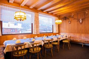 Istumisnurk majutusasutuses Hotel Alpenblick
