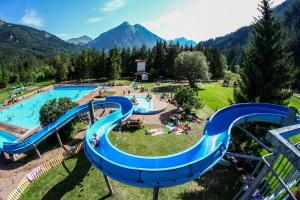 Bassein majutusasutuses Hotel Alpenblick või selle lähedal