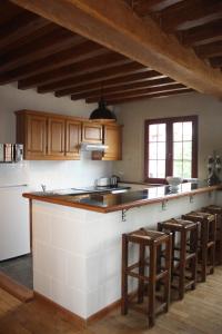 Kuchyň nebo kuchyňský kout v ubytování Le Haut-Val Résidences