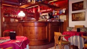 Pijača v nastanitvi Albergo Martinet