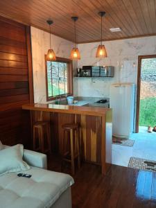 Dapur atau dapur kecil di Pousada Buzato