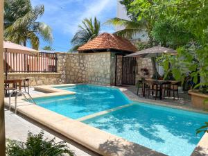 Bazén v ubytování Progreso Beach Hotel nebo v jeho okolí