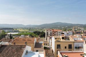a view from the roof of a town at Apartament Sant Antoni de Calonge in Sant Antoni de Calonge