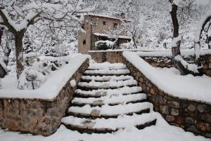 Menalia Villas & Suites ΚΤΗΜΑ ΚΟΥΜΠΟΥΡΗ during the winter