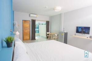 Gallery image of Ruk Cozy in Khao Lak