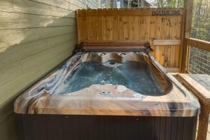 a jacuzziificialificialificialificialificialificialificialificialificialificialificial at Grizzly Glam in Gatlinburg