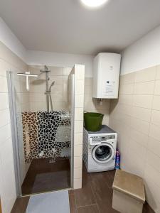 Et badeværelse på Ferienwohnung Krones