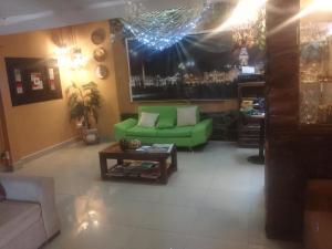 Posezení v ubytování Hostal del Aguila