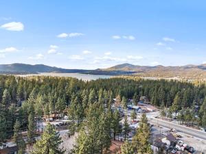 an aerial view of a parking lot and a lake at Rare Indoor Pool, Game Room & Courts, 5 Blocks to Snow Summit in Big Bear Lake