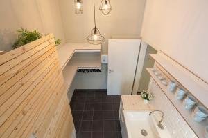 Et badeværelse på Modern Design Apartment