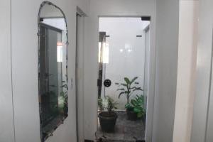 Et badeværelse på Tá em Casa Peruíbe + 84 billeder