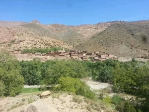a small village in the middle of a mountain at Gite d'étape Chez Brahim in El Kelaa des Mgouna +22 photos