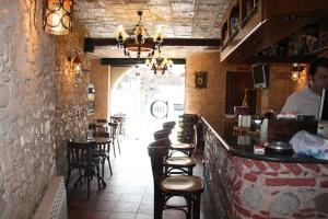A seating area at Hostal Restaurante Cornella