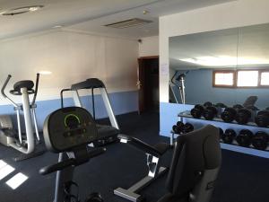 Fitness centrum a/nebo fitness zařízení v ubytování Carlos I Toledo
