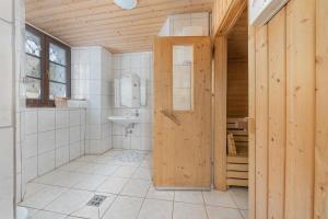 a bathroom with a shower and a toilet and a sink at Schloss Berg Klösterle in Zedlitzdorf +36 photos