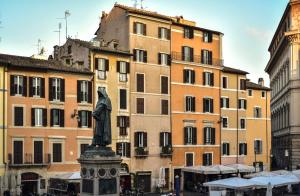 Gallery image of Campo de' Fiori Brand New Apartment in Rome