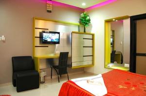 Gallery image of Hotel Merit in Surat