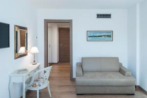 Posedenie v ubytovaní Suite Home Sardinero