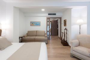 Posedenie v ubytovaní Suite Home Sardinero