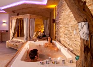 Επισκέπτες που μένουν στο Verwöhnhotel Kristall