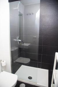 A bathroom at Apartamentos Córdoba Best II