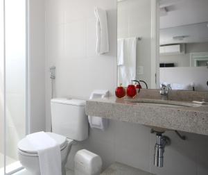 Vannituba majutusasutuses Ez Aclimação Hotel