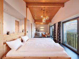 Gallery image of Berghotel Mettmen in Schwanden