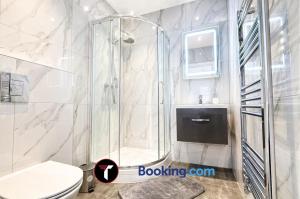 Gallery image of 2 Bed 2 Bath near Farnborough and M3 in Aldershot