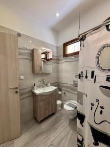 Kupatilo u objektu Valeriana Studios +45 fotografija
