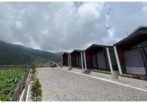 Gallery image of D'BAGOES Luxury Cabin in Sarangan