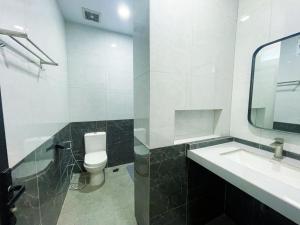 Bany a Crown Residence Family Room