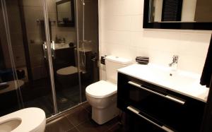 Kúpeľňa v ubytovaní Apartamentos Real Lleida