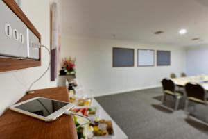 Gallery image of ibis Styles Canberra Tall Trees in Canberra