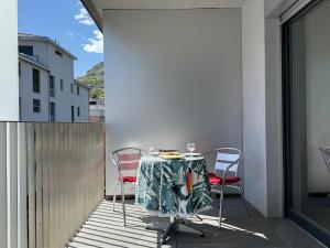 En balkon eller terrasse på City Business Flat, Gare, Bus & Centre à Pied